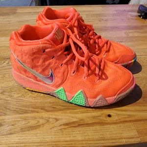 Nike Kyrie Lucky Charms Hitop